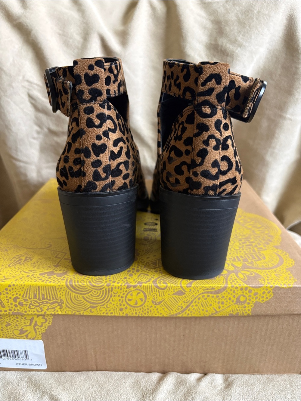 Mix no. 6 Leopard Print Booties Women’s 8.5 EUC With Box - Picture 3 of 4